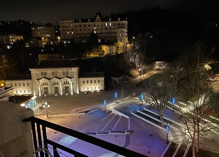 4* En Privee Chatel-Guyon